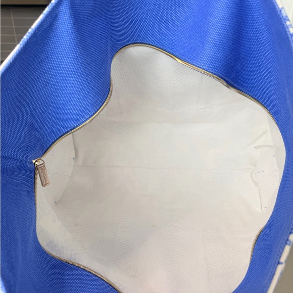 Lilly Pulitzer Blue and White Tote Bag - Picture 4 of 6